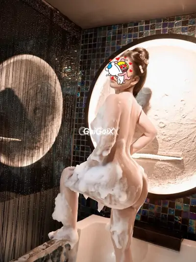 GÁI DÂM NA TÂY_ XINH NHƯ THIÊN THẦN BODDY GỢI CẢM