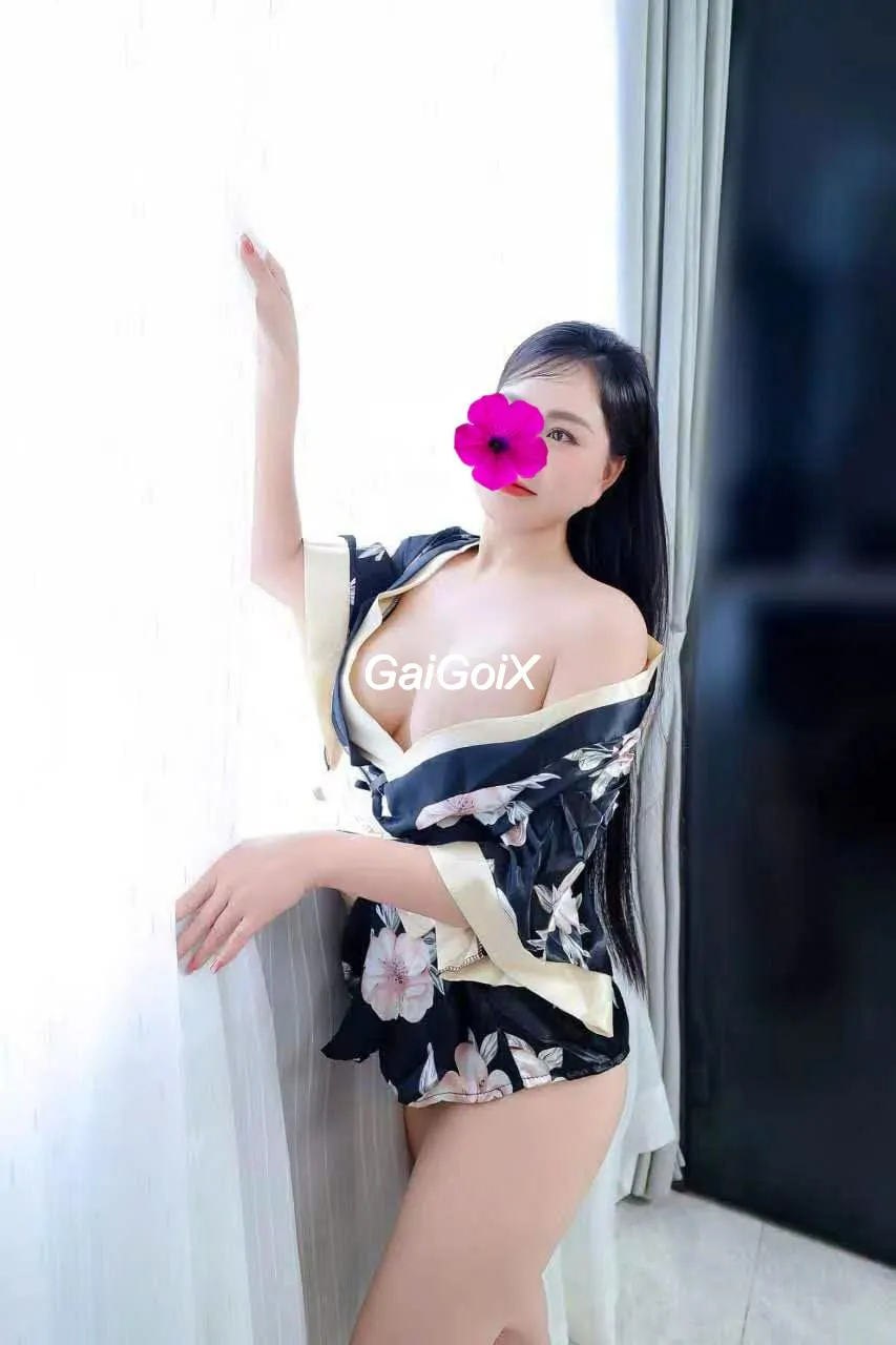 GÁI DÂM THẢO MI_ BODDY GỢI CẢM KHUÔN MẶT XINH SẮN LÀM TÌNH BAO PHÊ 1