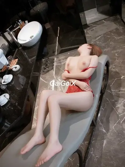 GÁI TEEN TRANG MON _ DA TRẮNG NGỰC KHỦNG_ MẶT TỰA THIÊN THẦN NHA AE thumb 16