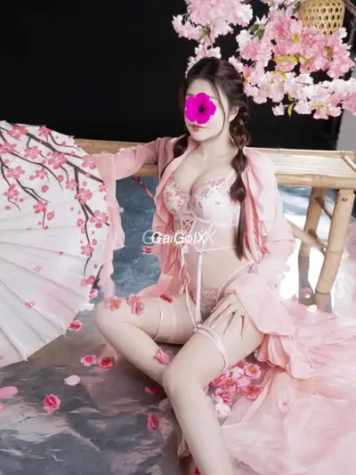 GÁI XINH YẾN NHI_ MẶT DÂM VÚ TO_LÀM TÌNH BAO ĐỈNH LUÔN NHA AE thumb 14
