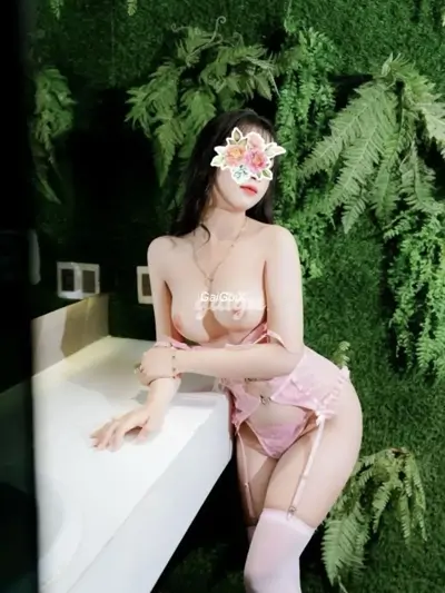 Thiên kim cô nàng nóng bỏng dâm đãng thumb 10