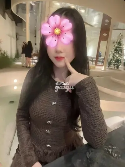 Thiên kim cô nàng nóng bỏng dâm đãng thumb 1