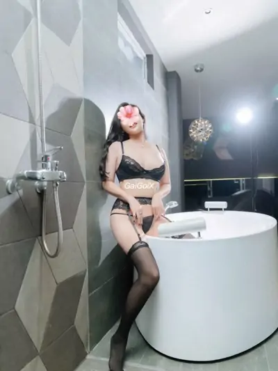 QUỲNH LAM - GÁI QUÊ LÊN SÓNG - DỊU DÀNG ĐẰM THẮM - CHIỀU KHÁCH CỰC KÌ thumb 3