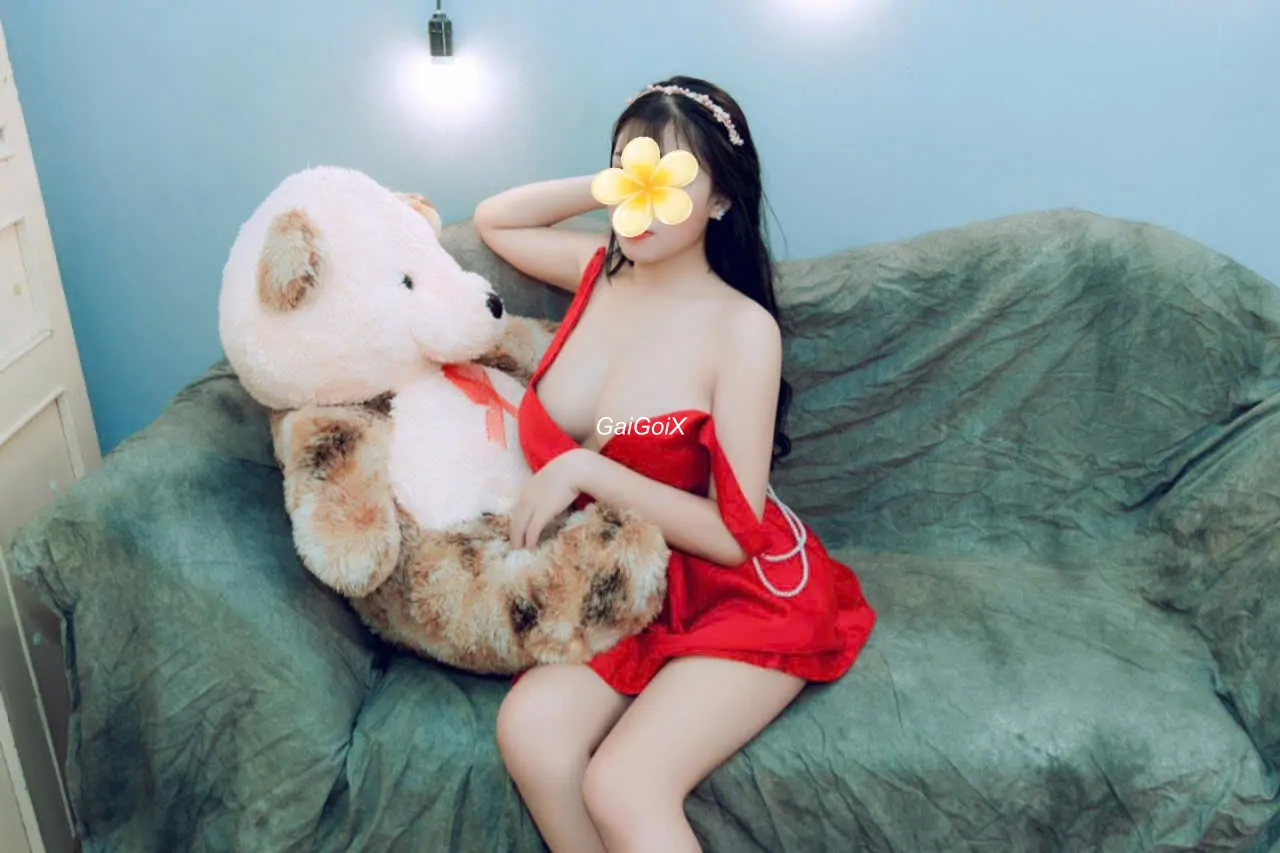 Hải Yến ngọt ngào dâm dâm cô nương mới lớn 1