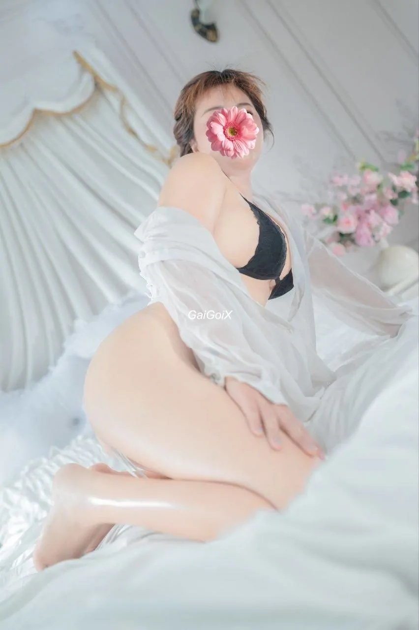 NEW 🌸HỒNG MY🌸 EM GÁI XINH SANG MÔNG CONG VÚ TO CHÀ BÁ BÝM MÚP BODY ĐẦY ĐẶN GỢI TÌNH 1
