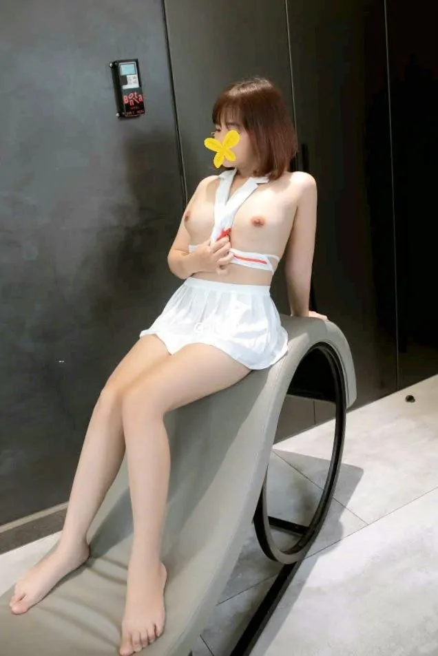 bé linh nhi🔥 siêu dâm đãng một trong những e hàng tuyệt vời 1