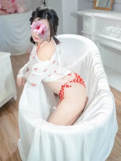 BÉ 🌸LINH LINH 🌸XINH XẮN ĐÁ BI BÚ LIẾM ĐI ĐƯỜNG LƯỠI ĐIÊU LUYỆN CỰC CHIỀU KHÁCH thumb 11