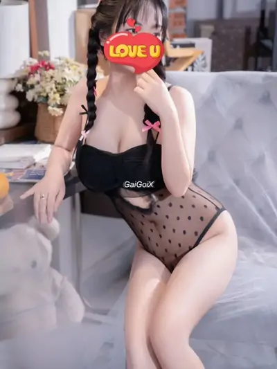 Bé Trang Dâm đãng với cặp mông nẫy đủ tư thế chịch thumb 1