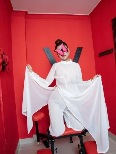 Quỳnh Như gái Miền Tây gầm cao máy thoáng điện nước dư dả Cosplay sexy áo dài, ren lưới thumb 17