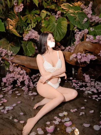 LINH NHI - DÂM NỮ PHỤC VỤ CHUẨN ĐÉT thumb 17