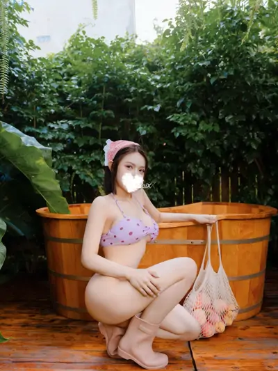 HUYỀN BABY - BODY SEXY HOT HÒN HỌT thumb 11