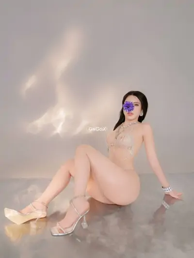 HOTGIRL MỸ ANH - VÓC DÁNG TRỜI BAN thumb 11