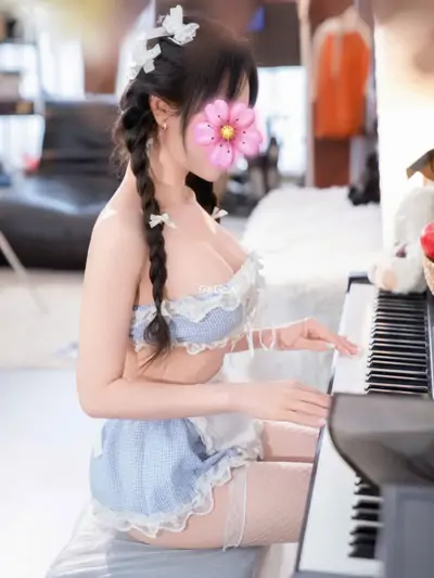 LINH LINH_ XINH DÂM VÚ TO LÀM TÌNH CHUYÊN NGHIỆP thumb 8