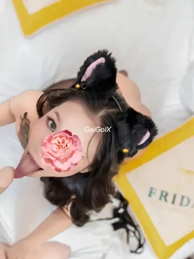 DIỄM HƯƠNG MIỀN TÂY ♥️ Gái dâm mút cặc như mút kem chiều khách hết mình thumb 2